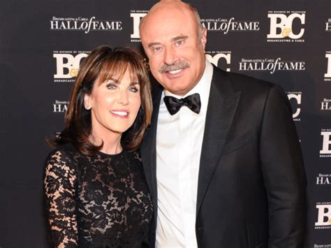Robin McGraw Bio, Career, Family, History, Measurements, .
